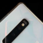 Samsung Galaxy S10 + appeared in the photo