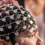 Ο ηλεκτρικός συγχρονισμός των εγκεφαλικών περιοχών μπορεί να θεραπεύσει την κατάθλιψη