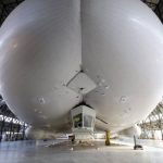 "Flying ass"：世界最長の飛行船はもう飛ばない