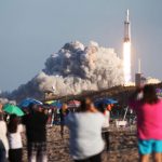 Το SpaceX έσωσε τον κώνο της μύτης του πυραύλου Falcon Heavy και πρόκειται να το ξαναχρησιμοποιήσει