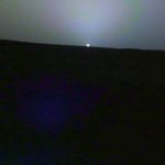 ＃今日の写真InSight着陸モジュールを通しての火星の日の出と日の入り