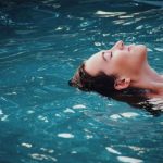 How does swimming affect brain function?