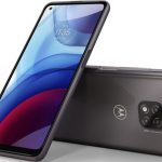 Announcement. Motorola Moto G Power (2021) - on a knurled track