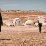 観光客はアメリカの「火星の駅」に行き、実験を妨害します