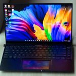 Recenzie Asus ZenBook 14X OLED: laptop cu afișaj uimitor