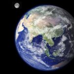 Що відбувається із Землею — вона збільшується чи зменшується?