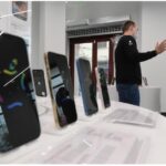 Маркетплейс відзначають зростання кількості невеликих продавців iPhone на своїх майданчиках