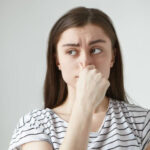 Як неприємні запахи захищають нас від інфекцій