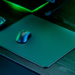 Razer has released an original mouse pad made of glass