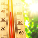 Чому в сухому кліматі спеку переносити легше, ніж у вологому